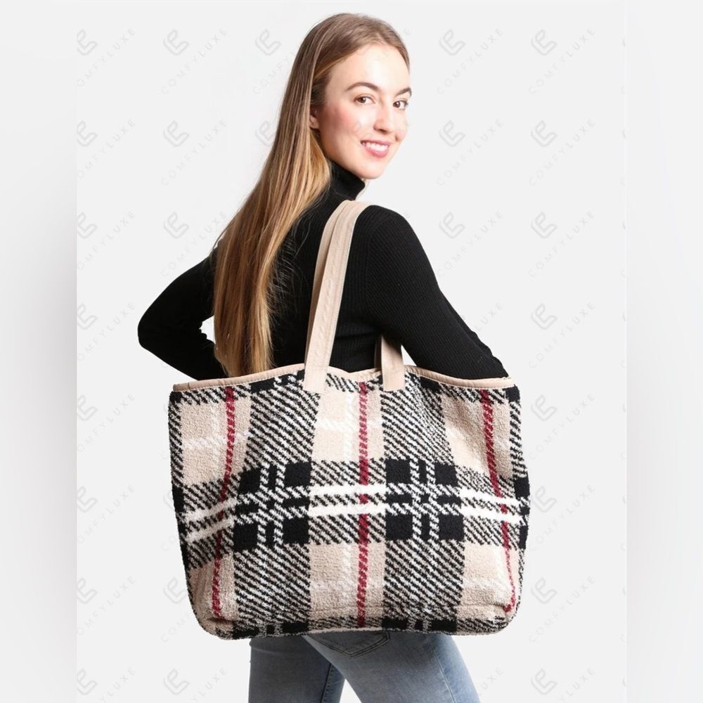 NWOT ComfyLuxe Shoulder Plaid Pattern Tote Bag